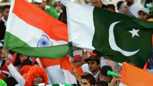 cricket-diplomacy-modi-seeks-to-improve-ties-through-pak-india-series-1305201502292483